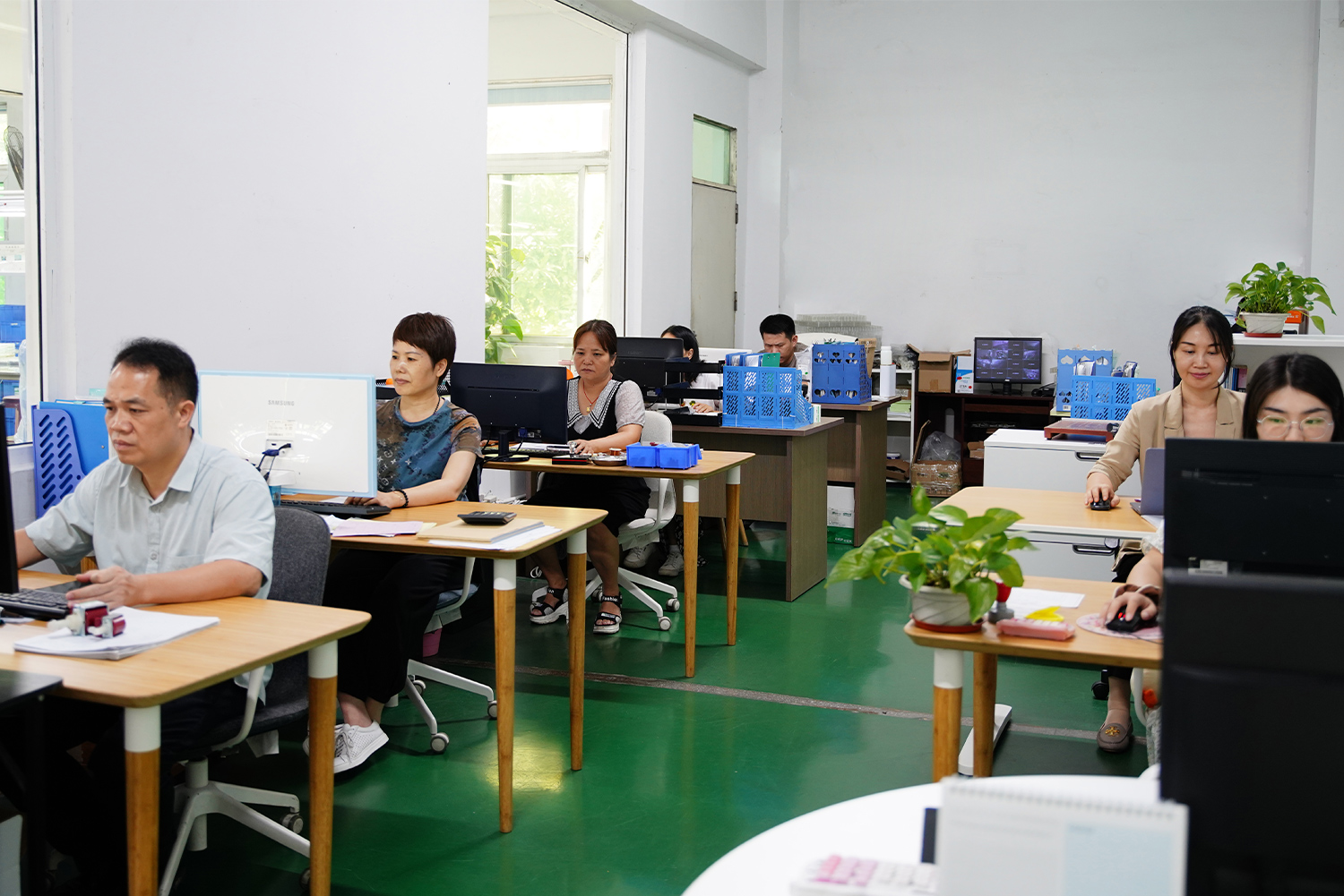 廠(chǎng)區(qū)車(chē)間